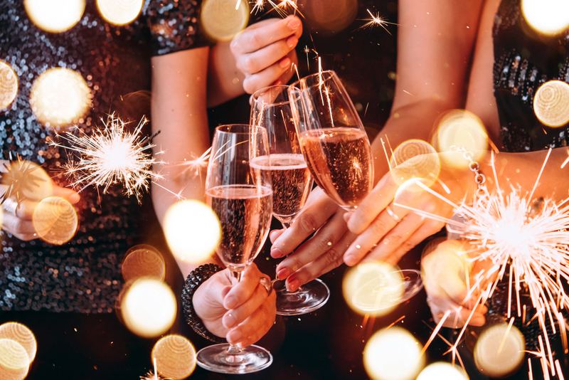 What’s the Story Behind Counting Down on New Years Eve | fornStudio/Shutterstock