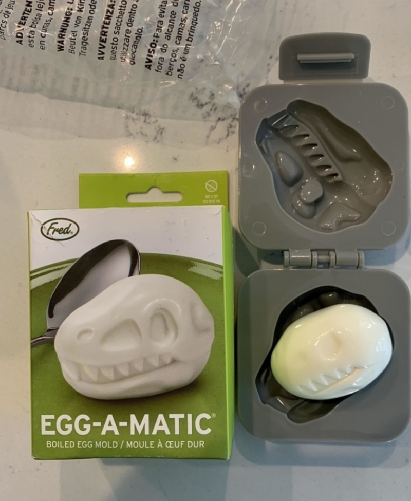 Egg-A-Matic Dinosaur Mold by Fred ($7) | Reddit.com/Sv182