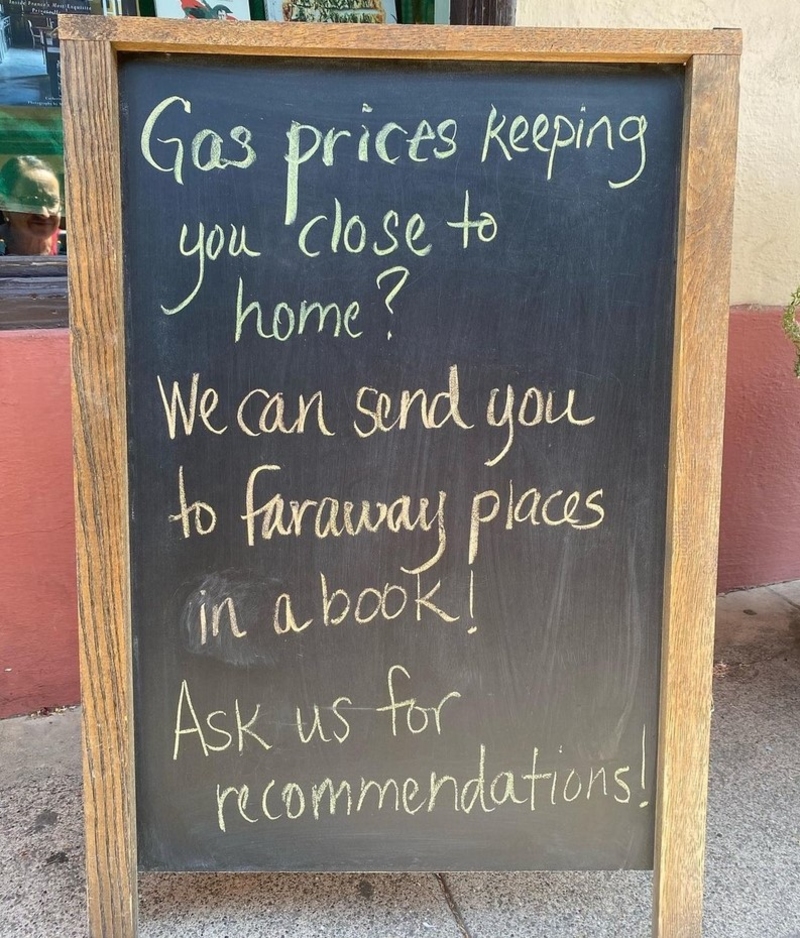 Travel From Home | Instagram/@sonomareadersbooks