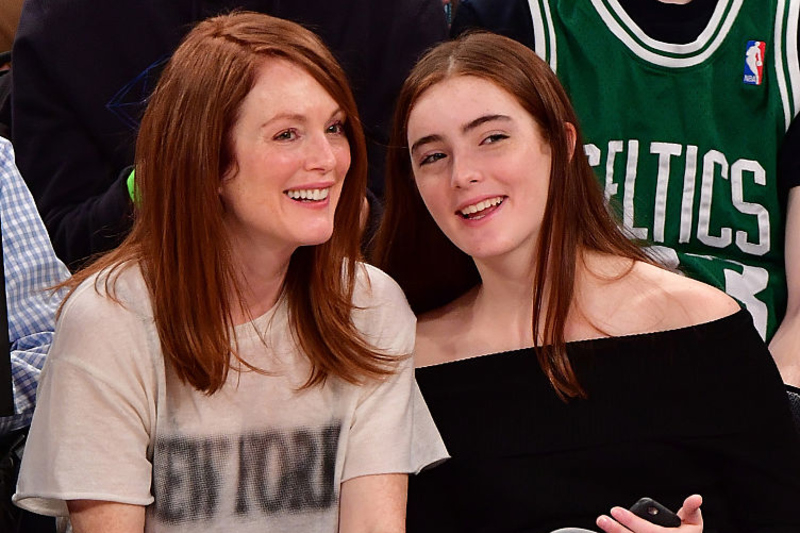 Julianne Moore & Liv Freundlich | Getty Images Photo by James Devaney